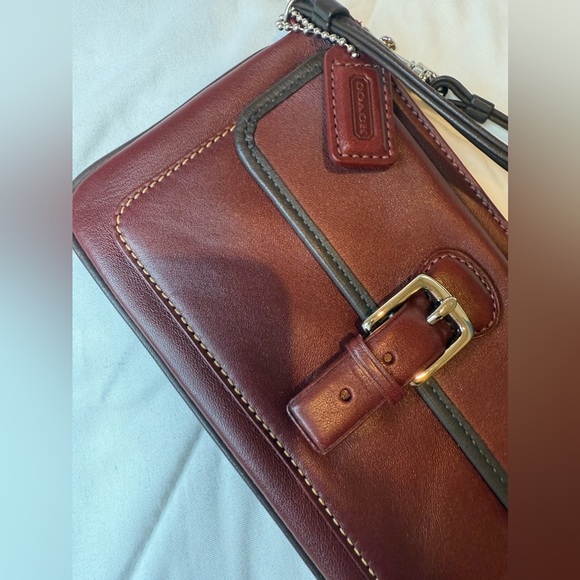 COACH Soho Leather Wristlet Clutch Snap Front Flap Pocket with Buckle Burgundy - Picture 6 of 6